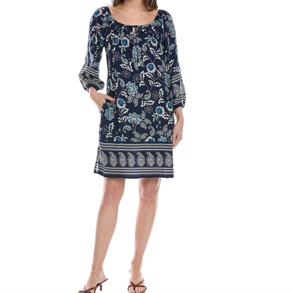 Walker & Wade Dresses & Skirts - Walker & Wade Peasant Mini Dress in Navy Paisley Floral Size Medium